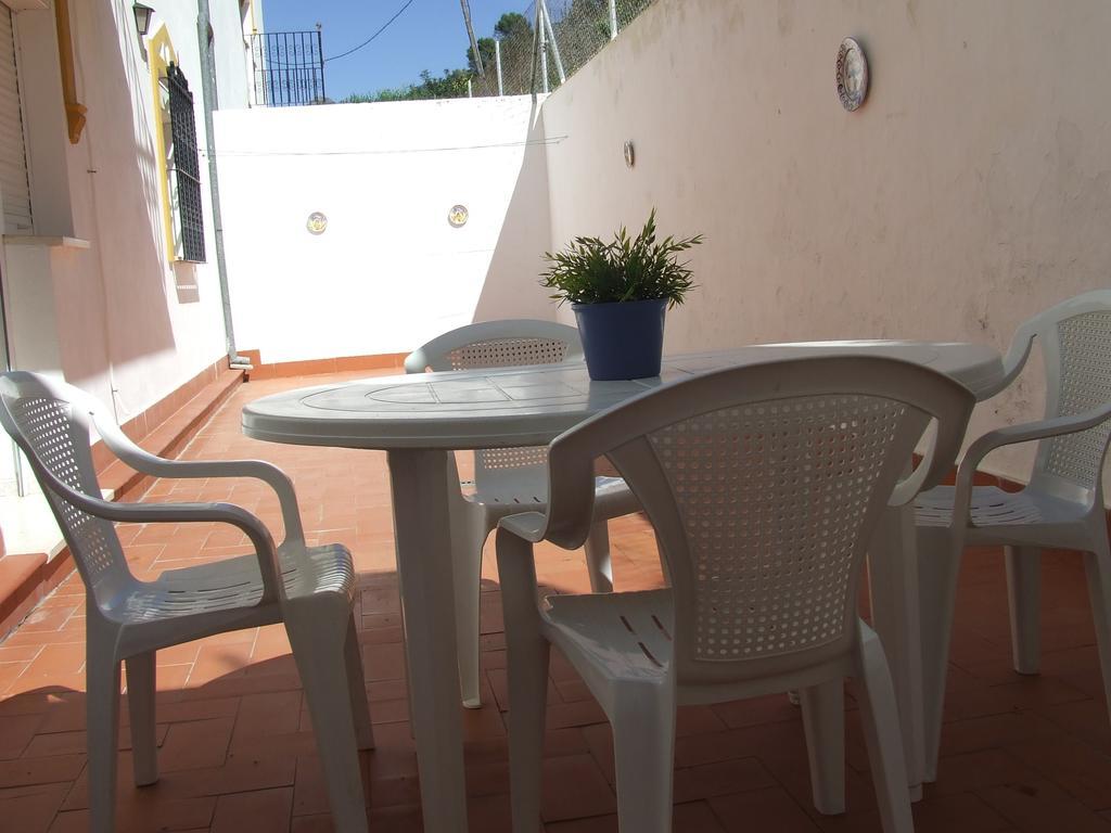 Apartamentos Los Arcos El Bosque Exterior photo